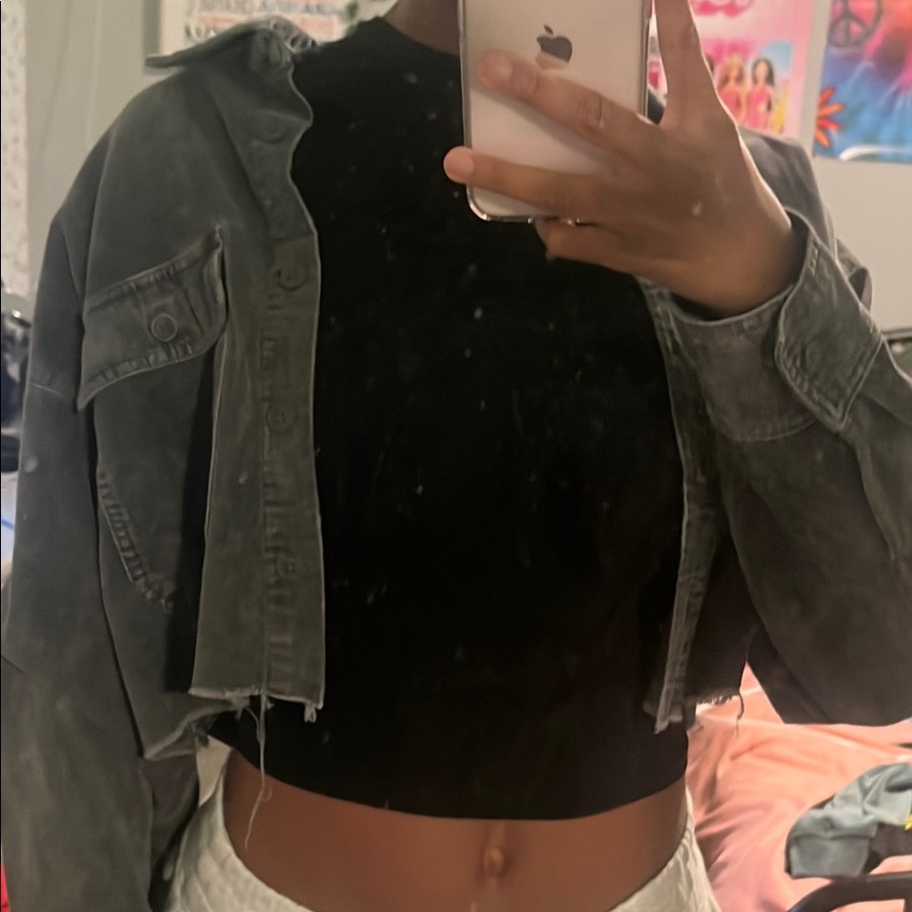 Forever 21 Charcoal Cropped Denim Jacket